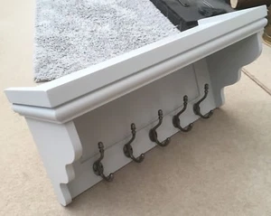 Mittelgroße handgefertigte Garderobe mit 5 antiken Haken in französischem Grau (Farrow&Ball) - Bild 1 von 5