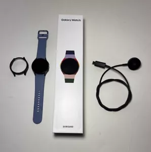Samsung Galaxy Watch 5 40mm GPS WiFi SM-R900 Smartwatch Black - Good Condition - Picture 1 of 8