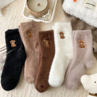5 Pairs Womens Christmas Fuzzy Socks Cute Highland Cow Holiday Socks Gifts