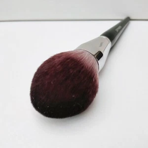 1x SEPHORA COLLECTION PRO Featherweight Powder Brush, #91, Brand New! - Picture 1 of 5