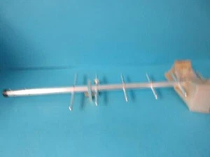 NEW PCTEL MYA9306 896-970 MHZ 11.1 DBI GAIN 6 ELEMENT YAGI ANTENNA W/ HARDWARE - Picture 1 of 16