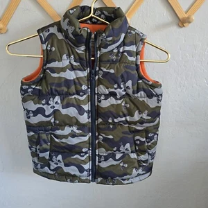 Old Navy Camo & Skull Puffer Vest Youth XS - Picture 1 of 5