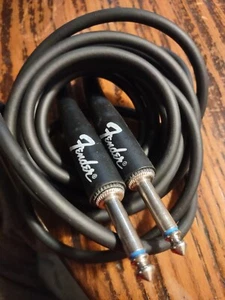 Fender Professional Series Black GuitarInstrument Cable Straight 10 ft pre-owned - Picture 1 of 3