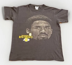 Camiseta De Colección Años 90 Kobe Bryant Rap XL Big Face LA Lakers Lee Sport Rara - Imagen 1 de 5