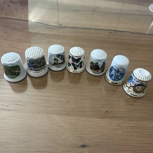 7 PORZELLAN FINGERHÜTE - Bild 1 von 3