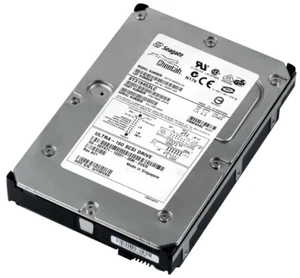 Hard Drive Dell 06Y971 ST318453LC 18GB 15K 8MB SCSI U320 3.5'' - Picture 1 of 3