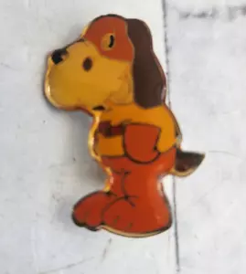 Pin insignia Alton Towers Henry Hound vintage 1988 raro - Imagen 1 de 7