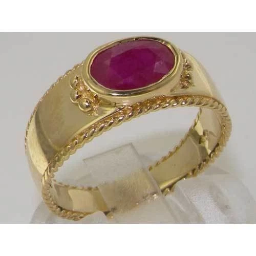 9ct Yellow Gold Ruby English Solitaire Wedding Band Ring with Milgrain Edging - Image 1 of 1