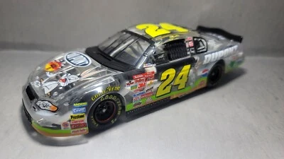 Jeff Gordon #24 Dupont/Looney Tunes 2001 Monte Carlo Clear Stock Car 1:24 - Image 1 of 4
