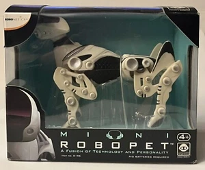 WowWee MINI ROBOPET - White - New In Box - 2005 - Wind him up and watch him go! - Picture 1 of 6