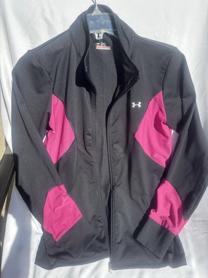 Under Armour 女式黑色和粉色夹克,尺寸 M — 第 1/1 张图片