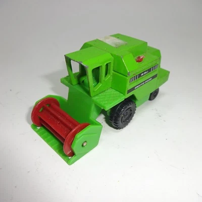 Model Car Siku for Collector And Artisan Combine Harvester - Image 1 of 4