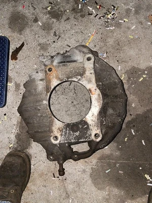 vintage chevy gm truck aluminum bell housing 460468 bellhousing - Image 1 of 2