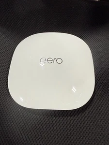 Punkt dostępowy eero PoE 6 WiFi - model # T010001 - Zdjęcie 1 z 4