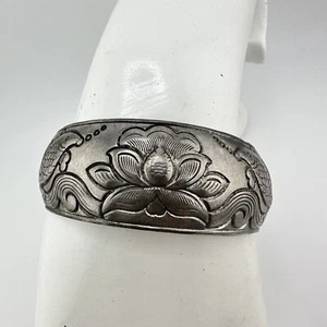 Vintage Lotus Koi Grob Oxidiert Handarbeit Silber Ton Manschette 7" Armband - Bild 1 von 6