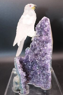 Águila de cuarzo tallada a mano Peter Muller sobre base de amatista 6 3/4" de alto Foto 1 de 4