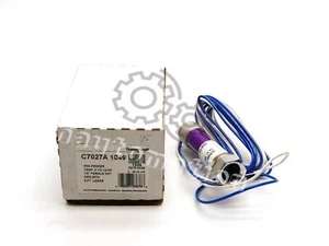 HONEYWELL C7027A1049 0-215'F 1/2" New In Box Spot Goods Expedited Shipping - Picture 1 of 6