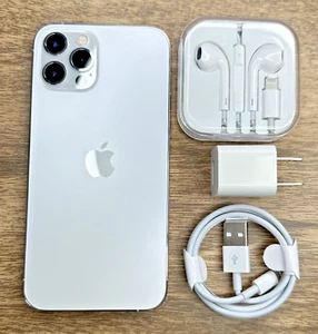 Apple iPhone 12 Pro - 128GB - srebrny (fabrycznie odblokowany) dobry stan - Zdjęcie 1 z 8