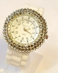 Reloj Pulsera Banda Silicona 3 Filas Cristales Blancos Banda Cara Blanca Estrás  - Imagen 1 de 7