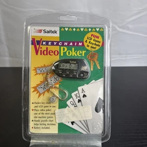Saitek Llavero Video Poker Jacks Or Better NUEVO SELLADO De colección Desde 1994 - Imagen 1 de 5