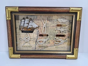 Caja de sombra de madera con marco náutico nudos de vela mapa de barco arte de pared 14" X 10,25" - Imagen 1 de 5