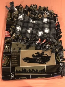 Handmade U.S Army Tie Knot Blanket - Picture 1 of 3