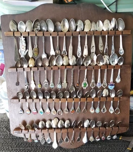 Vintage 64 Silver Collectible Spoons Mixed Lot With Full Case MH 1025 - Picture 1 of 1