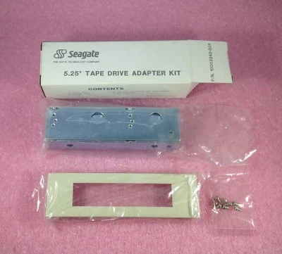 GENUINE SEAGATE 5.25" TAPE DRIVE ADAPTER KIT - P/N 10003342-001 - BEIGE BEZEL - Image 1 of 4