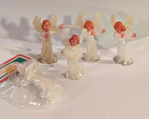Vintage Plastic Angel Band 1960s Cake Decor 5 Pcs (4 Hand Painted) Iridescent! - Foto 1 di 9