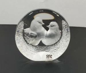 Mats Jonasson Sweden Doves Round Paperweight - Picture 1 of 8