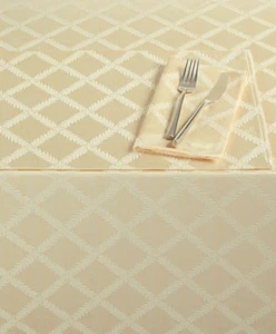 Lenox Laurel Leaf 70" x 86" Ivory Rectangle Tablecloth H2403H - Picture 1 of 1