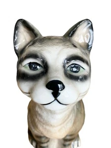 Large Ceramic Cat Figure 9" Calico Gray Brown Black Stripe Grinning Happy - Picture 1 of 8