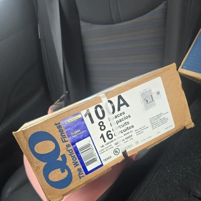 Square D QO816L100DF QO 100 安培 8 空间 16 电路室内主凸耳负载中心 — 第 1/2 张图片