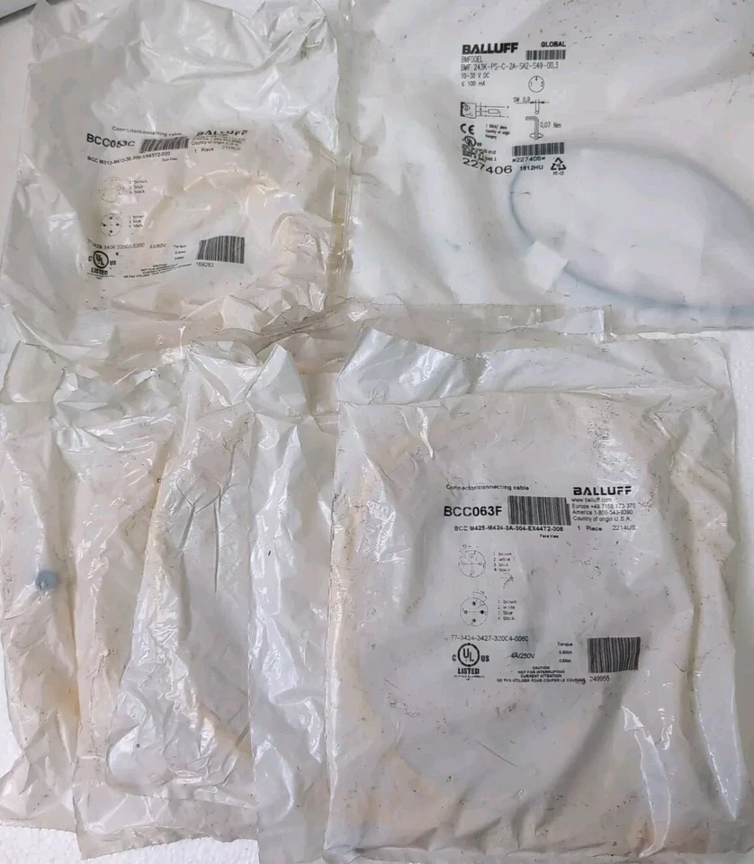 Лот из 7 ШАРИКОВЫХ СОЕДИНИТЕЛЬНЫХ ШНУРОВ 5 X BCC063F BCC053C BMF 243k-ps-c-2A-SA2-S49-00 - Изображение 1 из 4