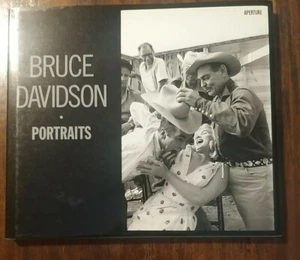 Bruce Davidson - Portraits - Hardcover in mint condition - Foto 1 di 5