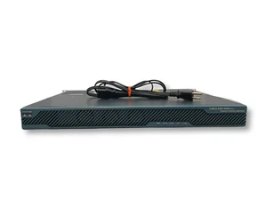 Cisco ASA5520-K8 V02 Security Appliance VPN Firewall - TESTED w/ CORD!! - Zdjęcie 1 z 6