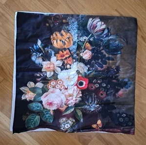 Flower Print 60 X 60cm Cushion Covers X 2 - Picture 1 of 2