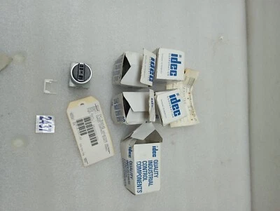 IDEC CORORATION ASW3L20 3-Position Selector Switch (Lot of 5 Pcs) - Image 1 of 4