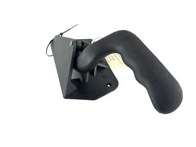 2002-2006 Chevrolet Silverado 1500 Interior Door Handle Front Left Side OEM - Image 1 of 4