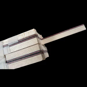 100STRIP LUTHIER FIGURED BINDING C-10,Measures 6mm x 1.5mm thick and 810mm long - Picture 1 of 1