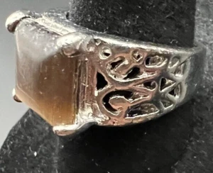 Anillo antiguo vintage de diamantes de imitación marrón tono plata - talla 7 - Imagen 1 de 4