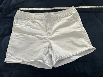 Seven 7 Women’s Jean Shorts Sz 16 White Zip Mom Jean Shorts High Rise Stretch - Image 1 of 3
