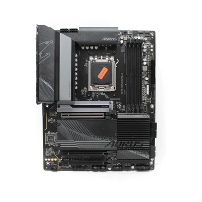 Gigabyte X670 AORUS Elite AX AMD X670 Mainboard ATX Sockel AM5 DEFEKT   #335485 - Bild 1 von 3