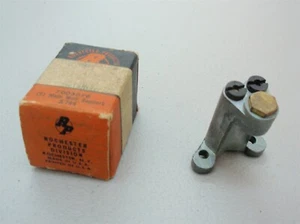 NOS 1951 Oldsmobile 51 Rochester Carburetor Main Well Support GM 7003076 OEM - Picture 1 of 5