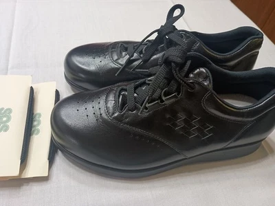 Zapatos para caminar con cordones SAS Free Time para mujer talla 7,5 WW negros EXCELENTES  Foto 1 de 4