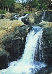 NOUVELLE CALEDONIE NOUVELLE CALEDONIE CIU WATERFALL AT CANAL - Imagen 1 de 2