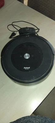 iRobot Roomba e5 Staubsaugroboter - Bild 1 von 4