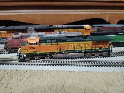 HO Kato AC4400 BNSF Project  DCC Sound Please Read - Image 1 of 3