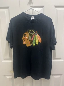 Camicia Chicago Blackhawks grande logo Gildan grande nera manica corta cotone pesante - Foto 1 di 11