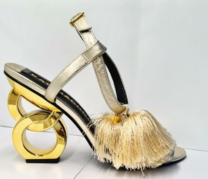 kat maconie angeline